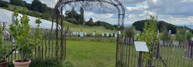Tor zum Weltacker in Attiswil